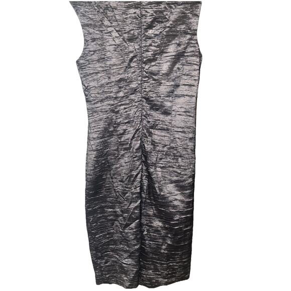 ELIZA J Glamorous Metallic Gray Beaded Neckline Bodice Sheath Dress Size 8 C10 - Picture 4 of 6